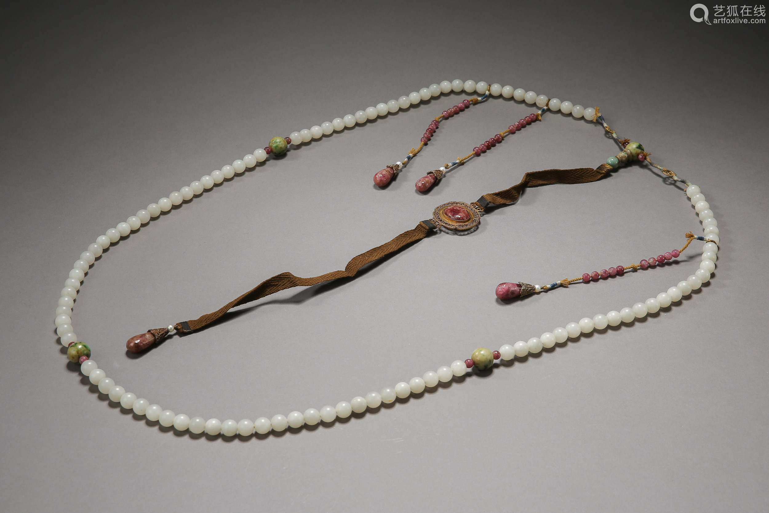 ancient chinese hetian jade court beads 中国古代和田玉朝珠