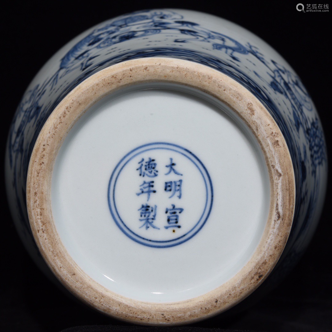 明景泰青花携琴访友人物故事纹梅瓶 a chinese blue and white figure