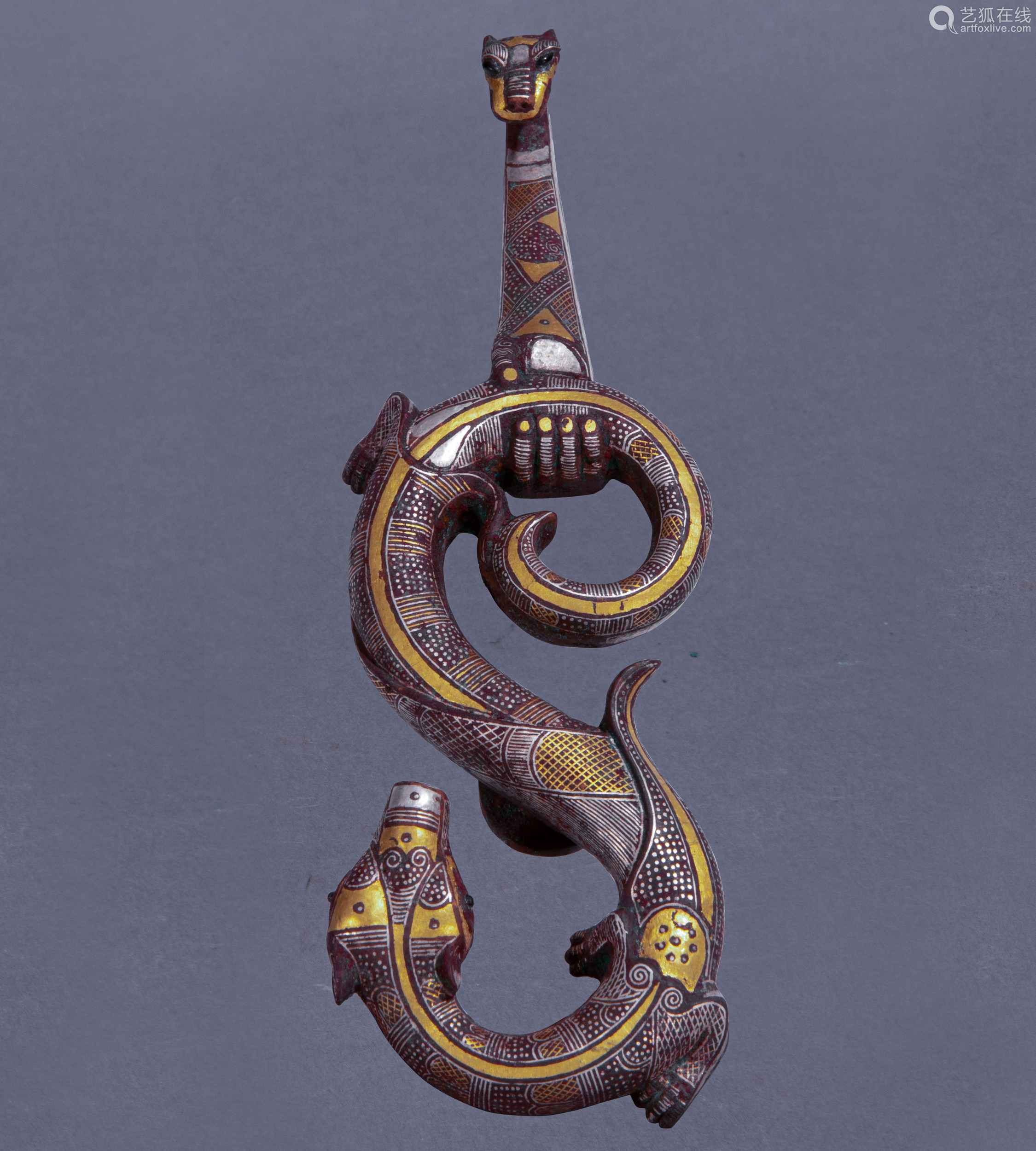 chinese bronze belt hook inlaid with gold中国古代青铜错金带钩