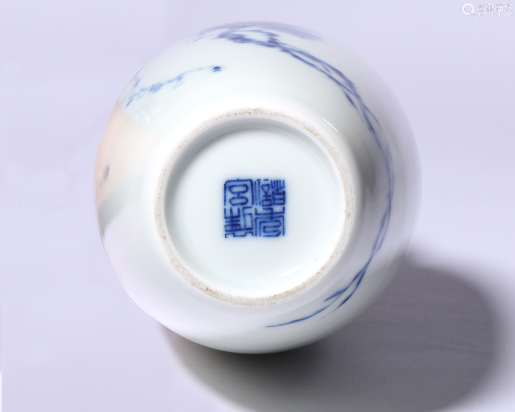 民国 王步青花花鸟图瓶一对