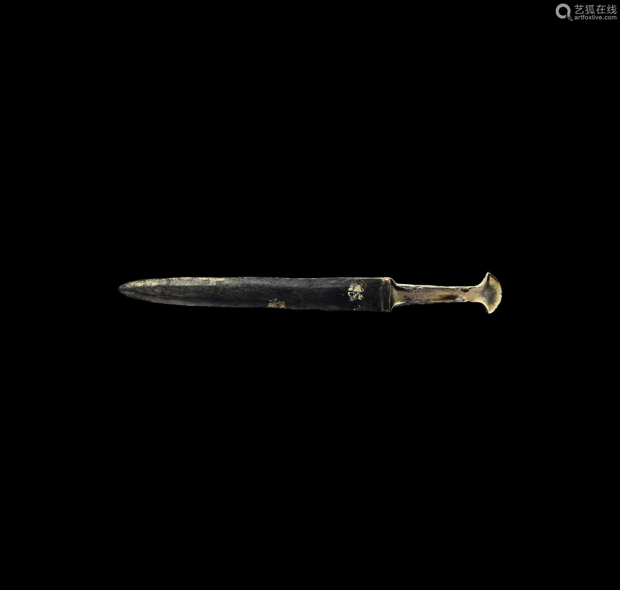 a bronze dagger with lentoid-section tongue-shaped blade