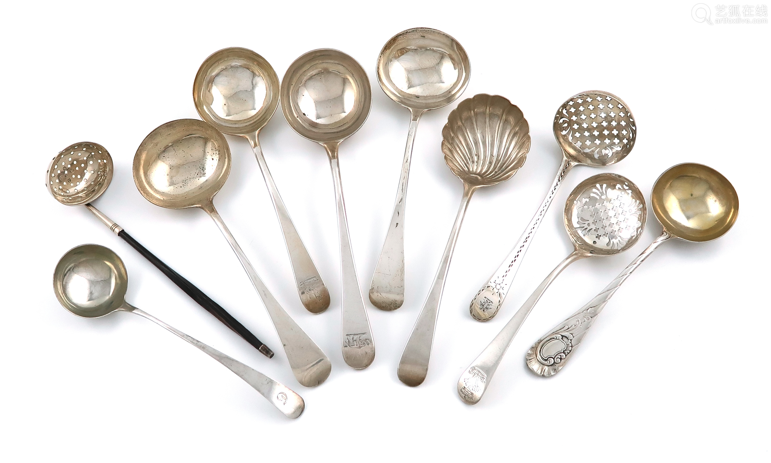 a mixed lot of silver sauce ladles, and sifting ladles