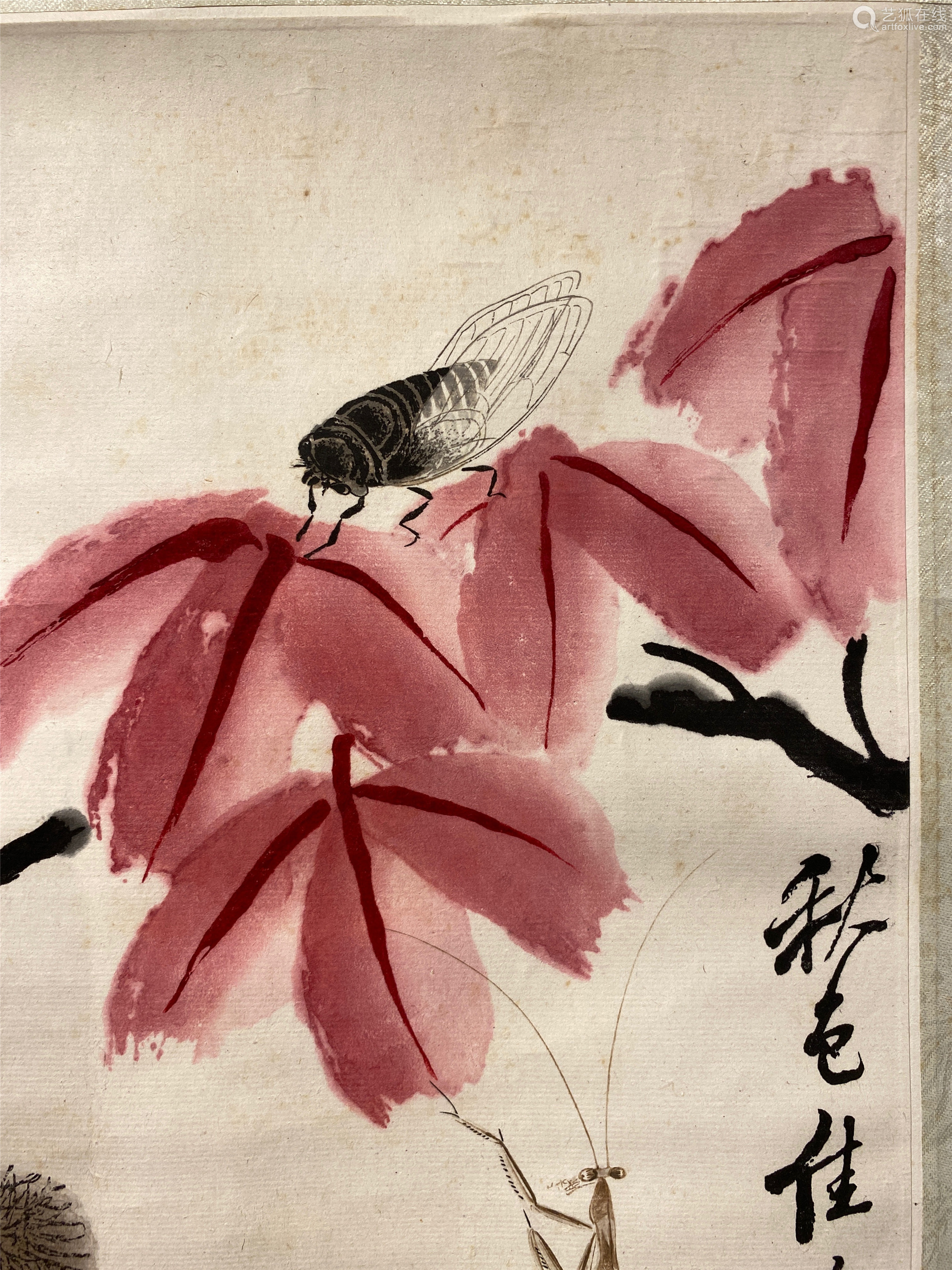 齐白石 木板水印花卉草虫图二帧 设色纸本 立轴