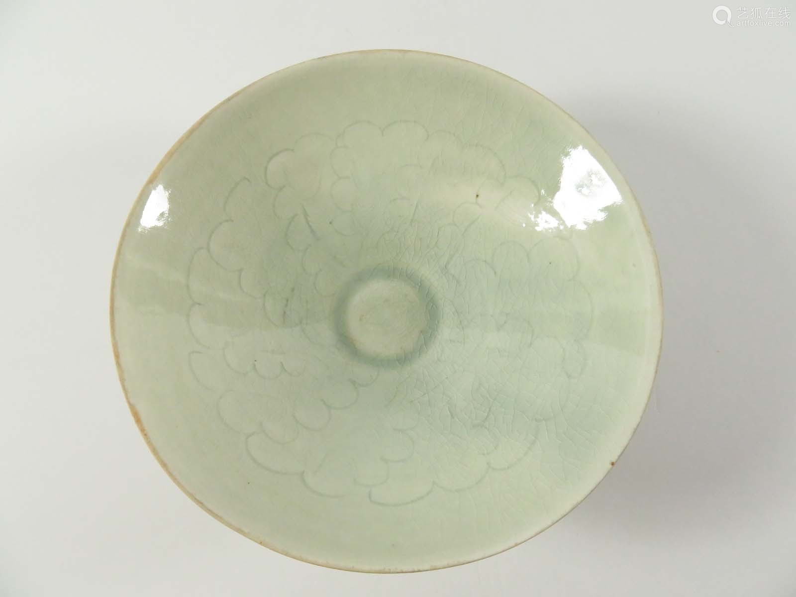 chinese qingbai incised bowl clouds