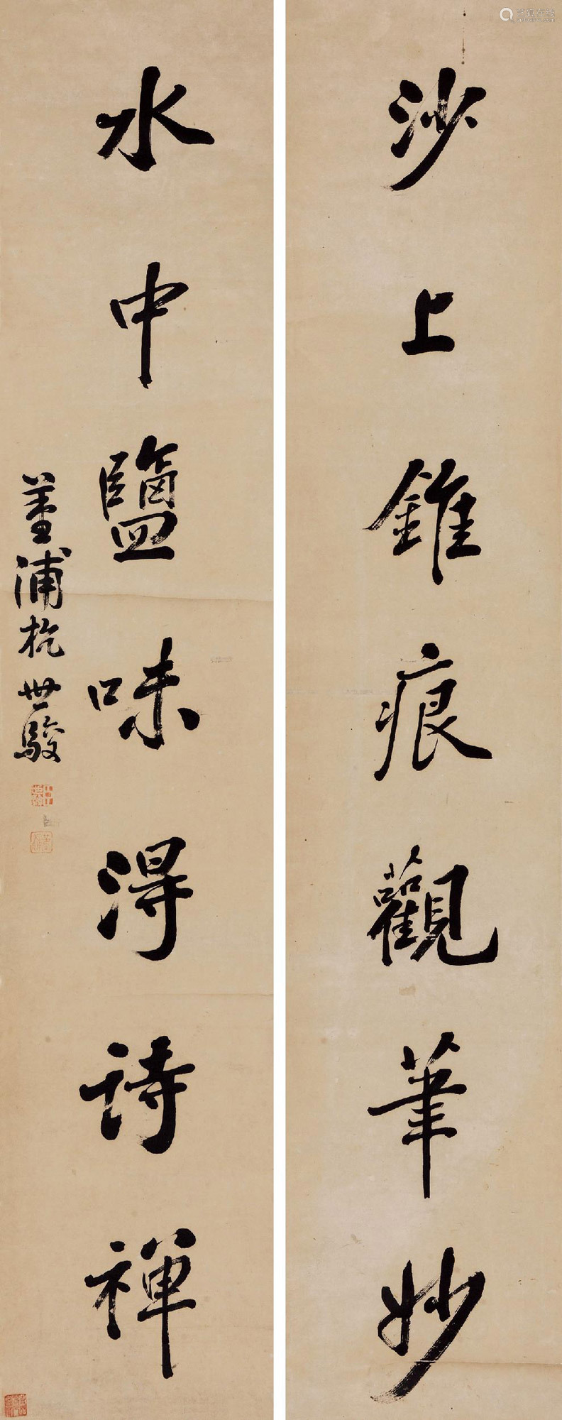 尺寸126×25cm×2拍品描述题识:沙上锥痕观笔妙,水中盐味得诗禅.