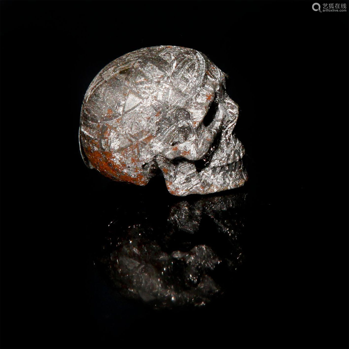 sculpted meteorite skull no 23-26g, lee downey