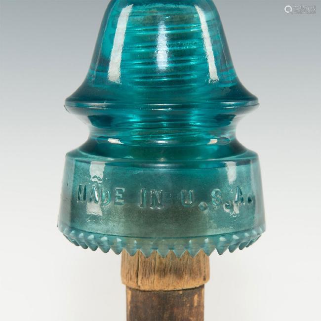 telephone pole insulator, model 19