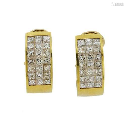 18k Gold 2.50ctw Diamond Half Hoop Earrings