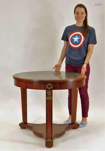 American Neoclassical Mahogany Round Center Table