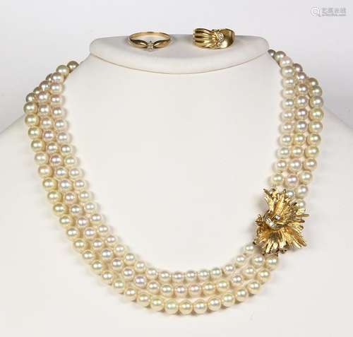 Diamond, cultured pearl and yellow gold jewelry suite