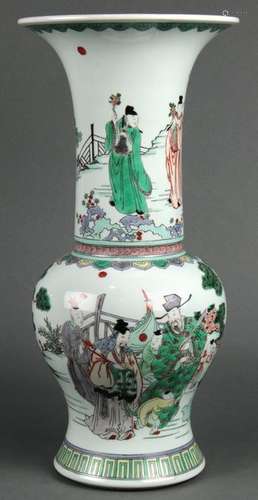 Chinese famille verte vase