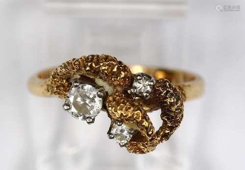 Diamond and 14k yellow gold ring