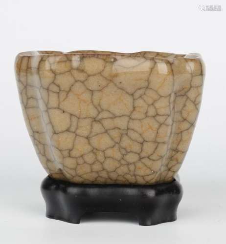 GeYao Form Porcelain
