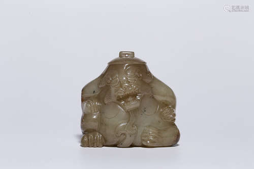 HETIAN JADE AUSPICIOUS BEAST VESSEL