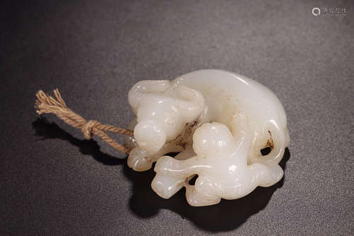 HETIAN JADE TONGZI SCULPTURE