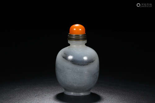 HETIAN QINGHUA JADE SNUFF BOTTLE