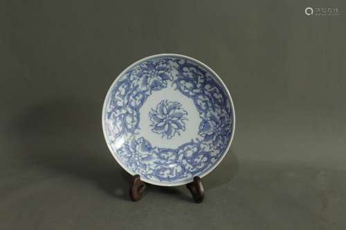 A Chinese Blue and White Porcelain Plate