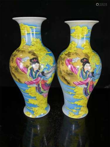 A Pair of Chinese Famille-Rose Porcelain Vases