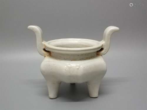 A Chinese White Glazed Porcelain Incense Burner
