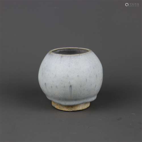 A Chinese Jun-Type Porcelain Jar