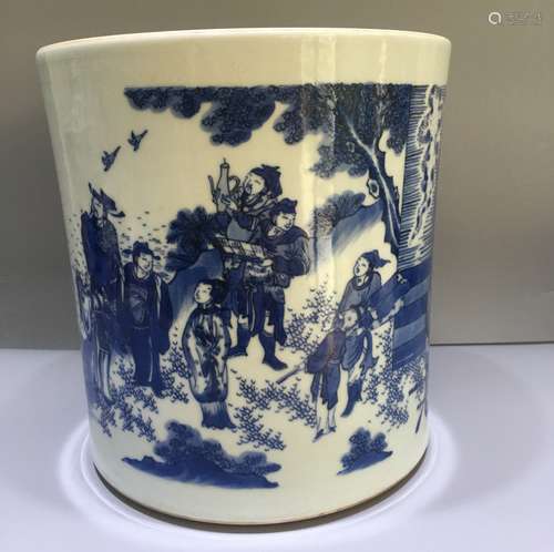 A Chinese Blue and White Porcelain Brush Pot