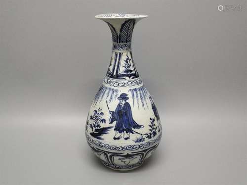 A Chinese Blue and White Porcelain Vase