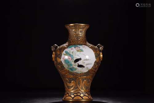 A Chinese Golden Glazed Porcelain Vase