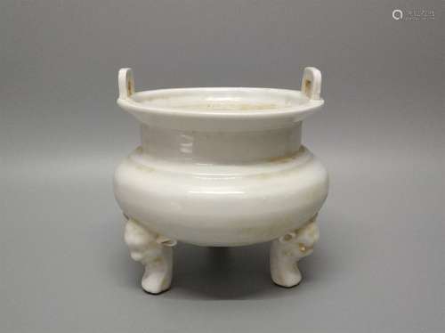 A Chinese White Glazed Porcelain Incense Burner