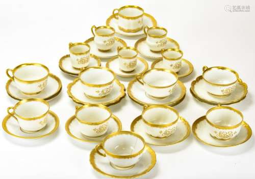 Collection Porcelain Tea & Coffee Cups / Saucers