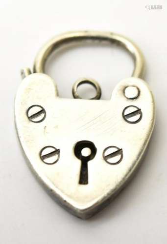 Antique Silver Heart Form Jewelry Padlock Clasp