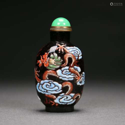 A Chinese Snuff Bottle Carved w/ Dragon