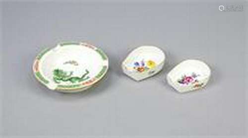 Three ashtrays, Meissen, round ashtray, after 1950,