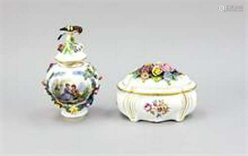 Lid vase with flowers and lidded box, lidded vase,