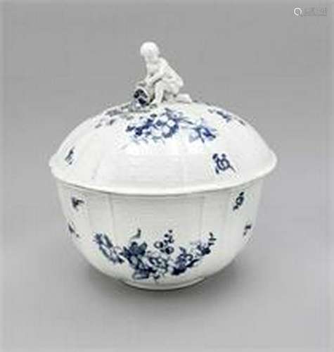 Round lidded terrine, Meissen, around 1760, form