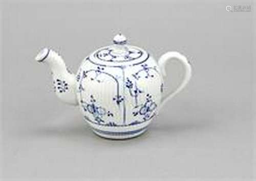 Teapot, Rauenstein, Thuringia, 19th century, wall with