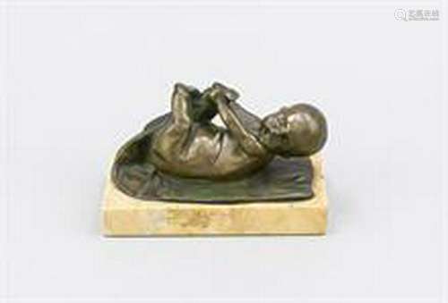 Anonymous 19th century sculptor, lying toddler,