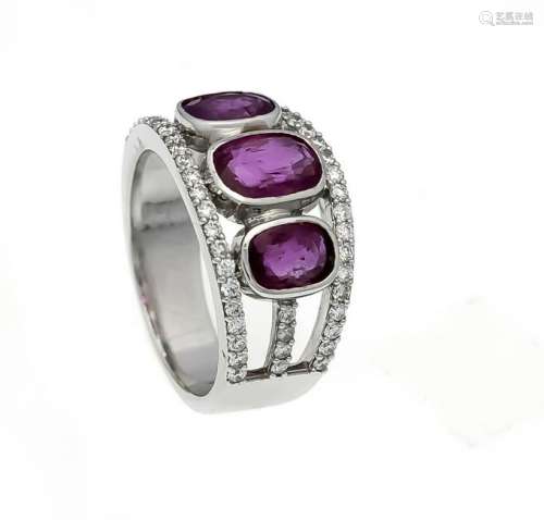 Ruby-brilliant-ring WG 750/000 with 3 oval fac. Rubies,