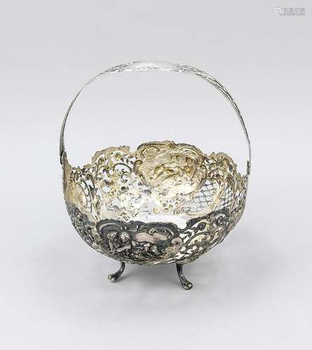 Round basket, German, around 1900, silver 800/000, on 4