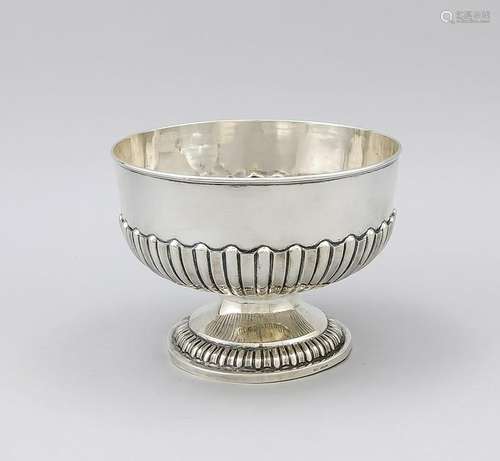 Round bowl, 20th century, marked silver, on a round,