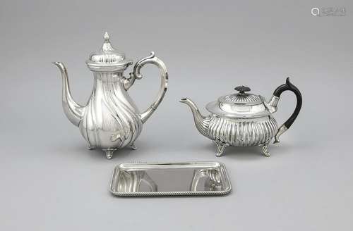 Compilation of three pieces, 20th cent., plated, tea