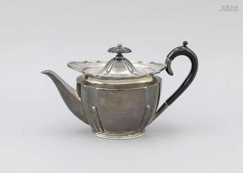 Teapot, England, 1927, hallmarked Roberts & Belk Ltd.,