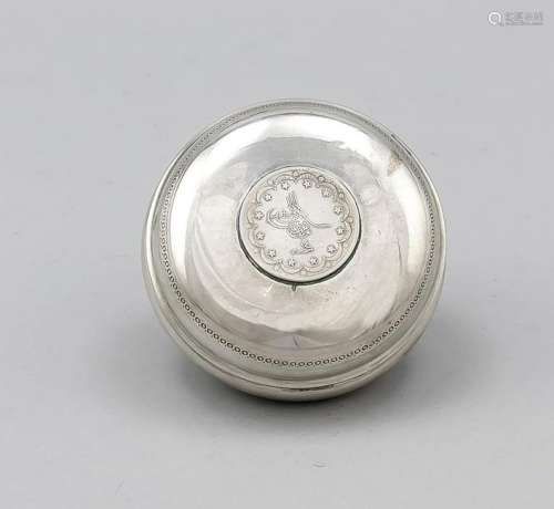 Round lidded box, 20th century, silver 800/000, bulgy