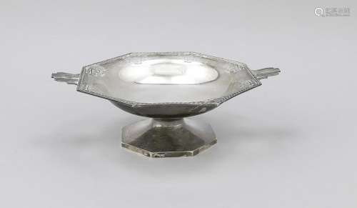 Octagonal bowl, England, 1934, hallmarked Walker &