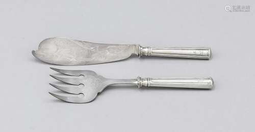 Two pieces fish serving cutlery, France, 20th century,