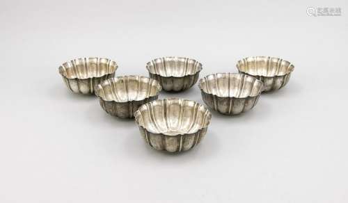 Six finger bowls, Venice (?), marked silver, round