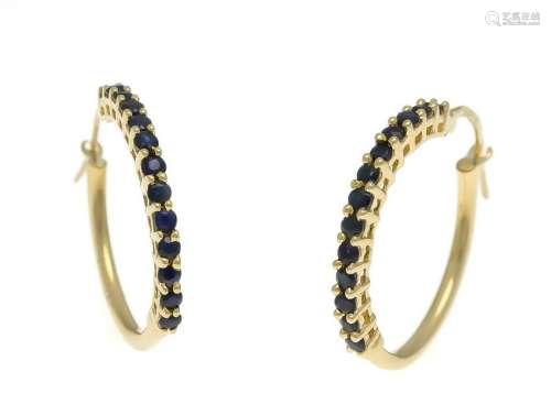 Sapphire earrings GG 585/000 each with 13 round fac.