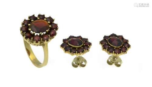 Garnet set GG 333/000 with oval and round fac. Garnets
