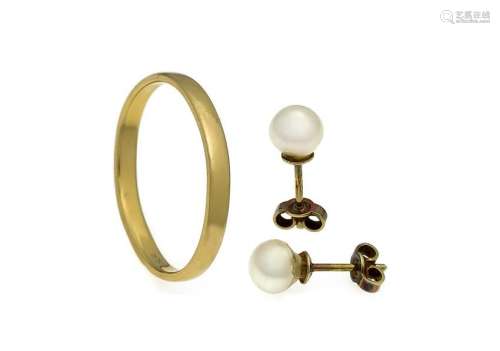 Akoya earrings and ring GG 585/000 each with a creamy