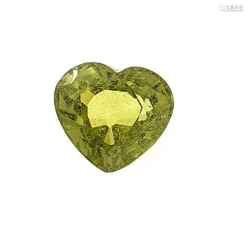 Chrysoberyl heart 1,29 ct, fac., Dimensions 6,75 x 6,05