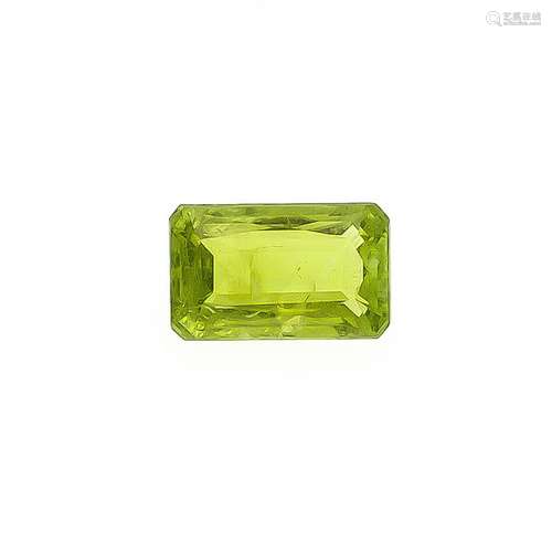 Tourmaline 2.77 ct, rectangular scissors cut, yellowish